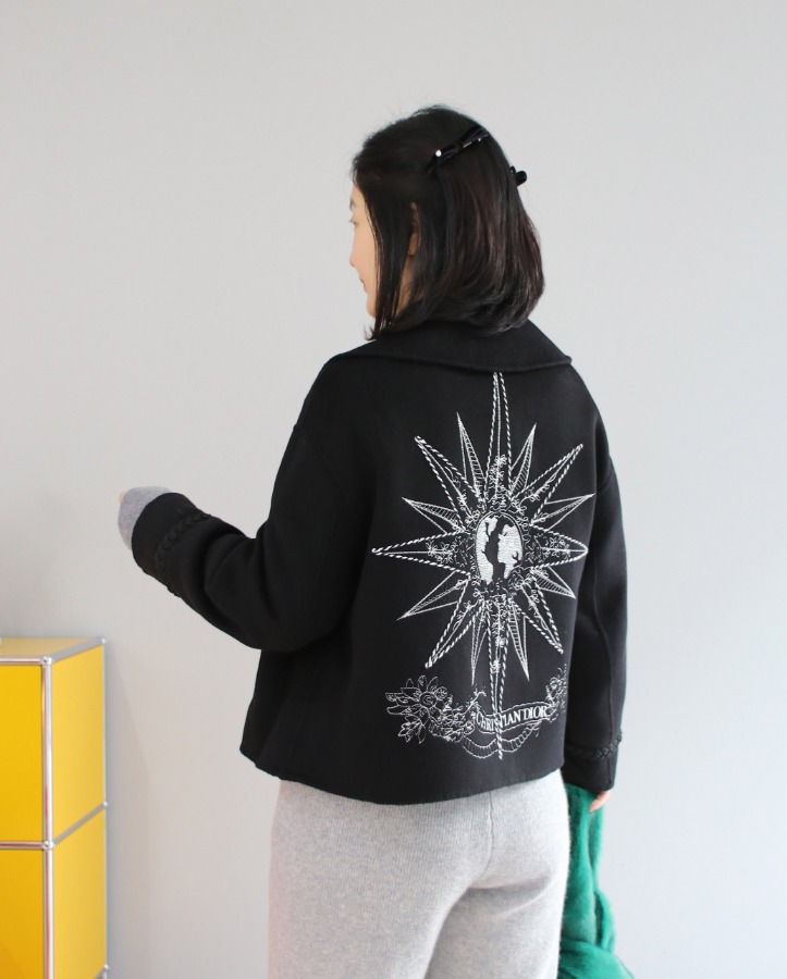 [premium] back embroidery picture jacket